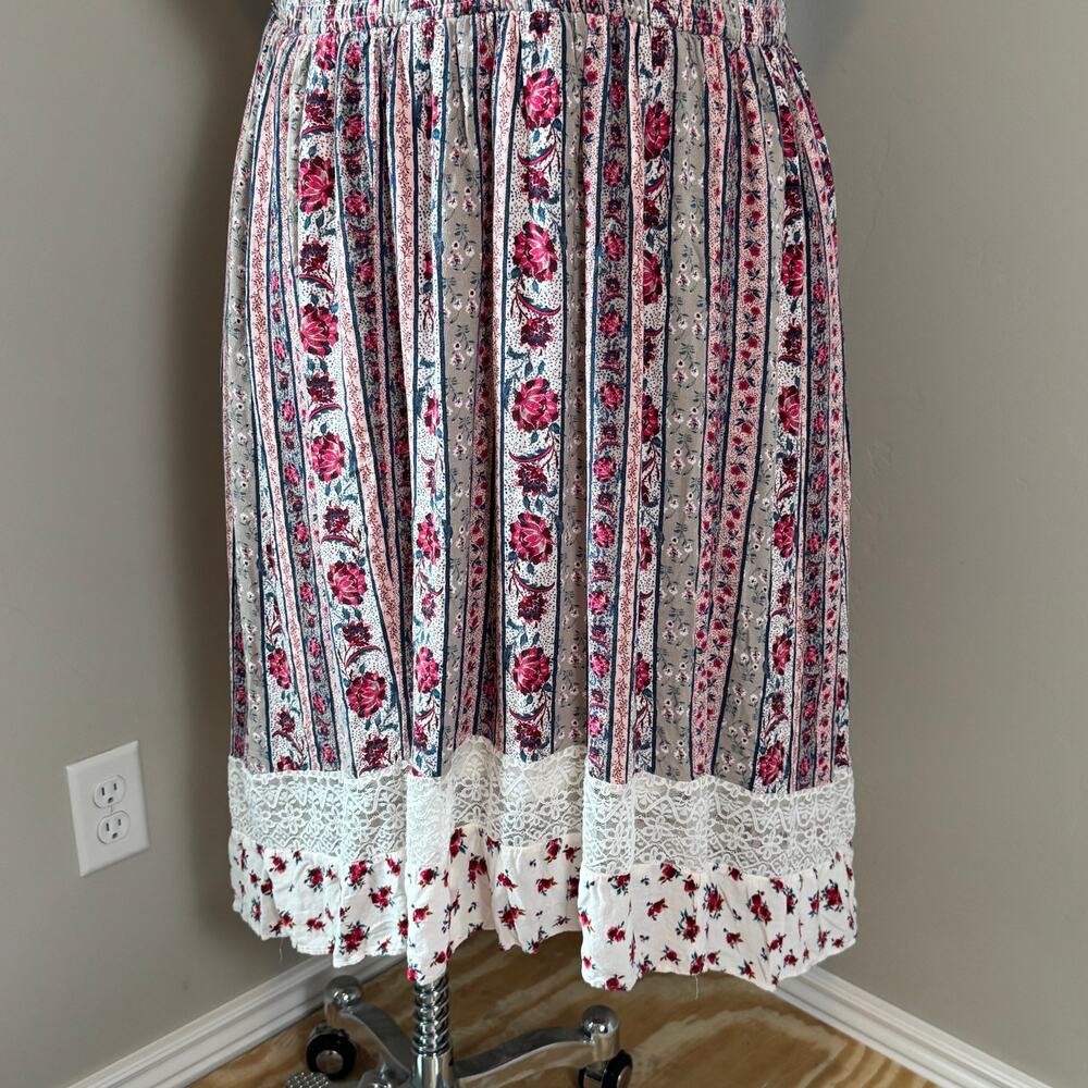 Torrid Floral Mixed-Print Dress - Picture 3 of 9
